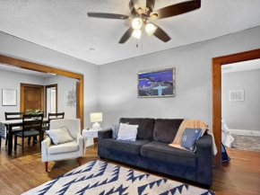 Roomy 4br By Drake Sleeps 13 Huge Yard